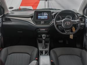 Toyota Starlet 1.5 XS auto - Image 6