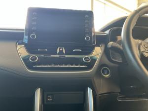 Toyota Corolla Cross 1.8 XS - Image 15