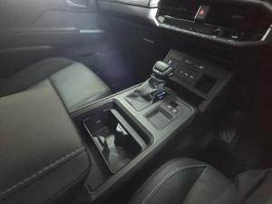 Toyota Hilux 2.8GD-6 Xtra cab Raider X - Image 12
