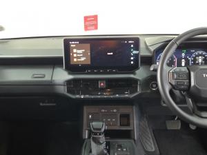 Toyota Hilux 2.8GD-6 Xtra cab Raider X - Image 15