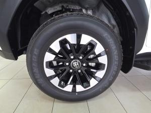 Toyota Hilux 2.8GD-6 Xtra cab Raider X - Image 21