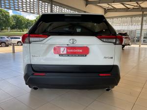 Toyota RAV4 2.0 GX - Image 5