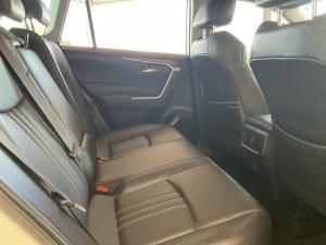 Toyota RAV4 2.0 GX - Image 18