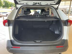 Toyota RAV4 2.0 GX - Image 20