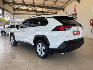 Toyota RAV4 2.0 GX - Image 23