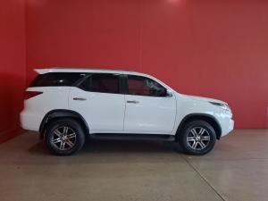 Toyota Fortuner 2.4GD-6 auto - Image 3