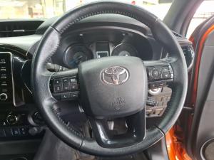Toyota Hilux 2.8GD-6 double cab 4x4 Legend auto - Image 8
