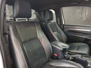 Toyota Hilux 2.8GD-6 Xtra cab 4x4 Legend auto - Image 12