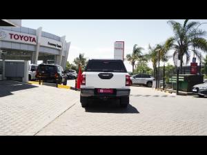 Toyota Hilux 2.8GD-6 double cab 4x4 Legend RS manual - Image 5