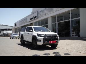 Toyota Hilux 2.8GD-6 double cab 4x4 Legend RS manual - Image 1