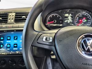 Volkswagen Polo Vivo hatch 1.6 Life - Image 15