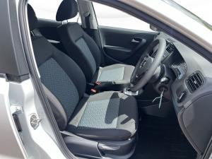 Volkswagen Polo Vivo hatch 1.6 Life - Image 13